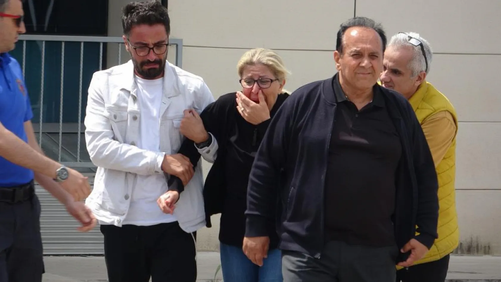 Genç sürücü takla attı, hayatını kaybetti! Ailesi kornealarını bağışladı