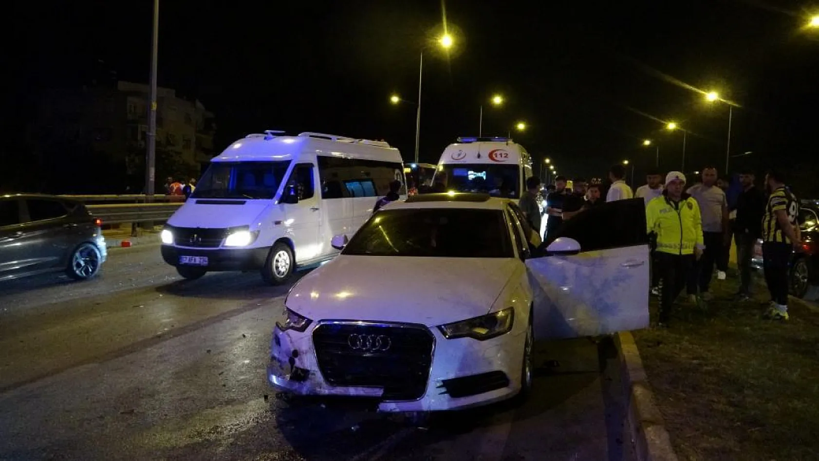 Genç sürücü takla attı, hayatını kaybetti! Ailesi kornealarını bağışladı