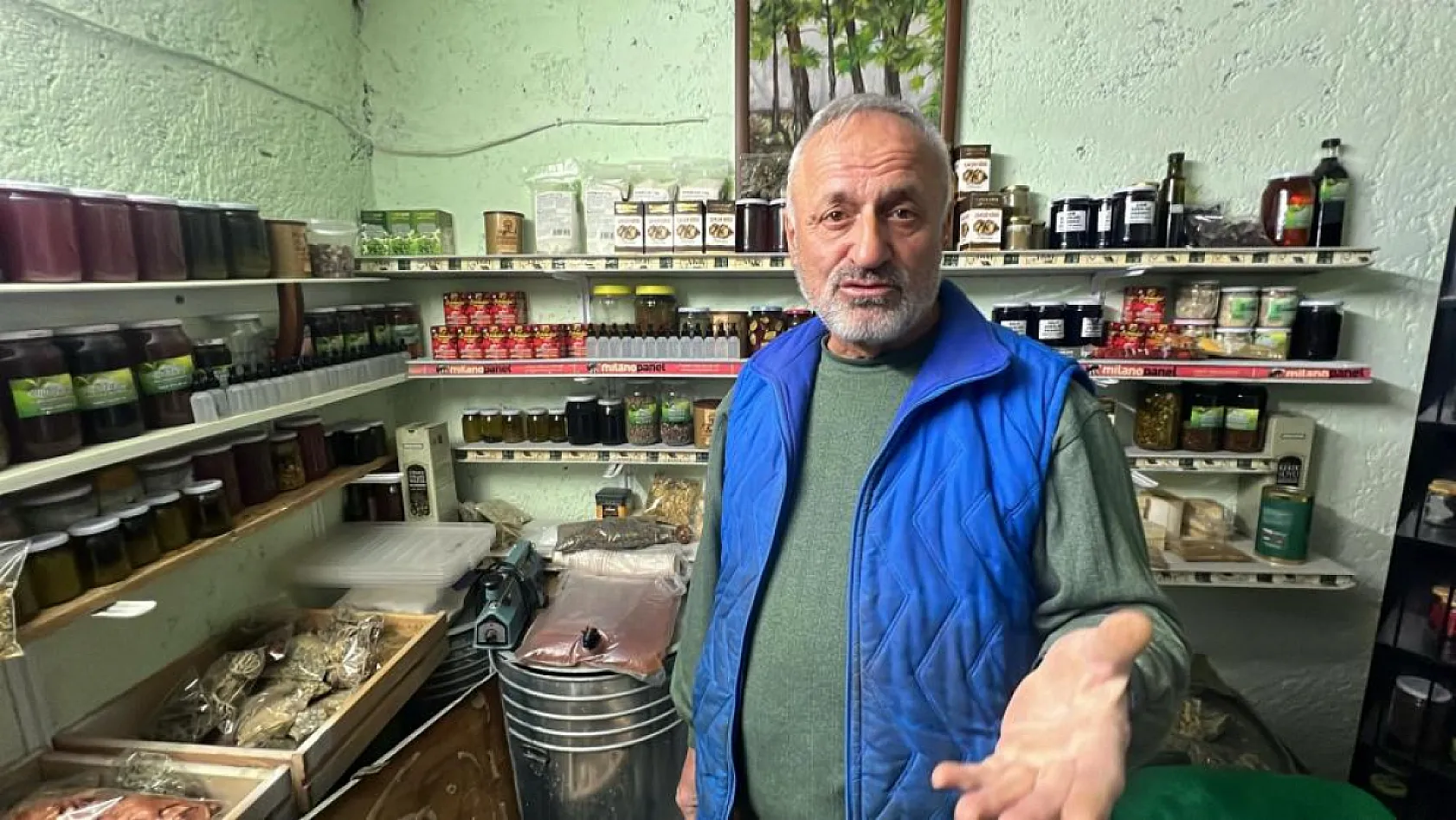 Binlerce bitkinin frekansını dinliyor! Mustafa Uludağ'ın şifa yolculuğu görenleri hayran bıraktı