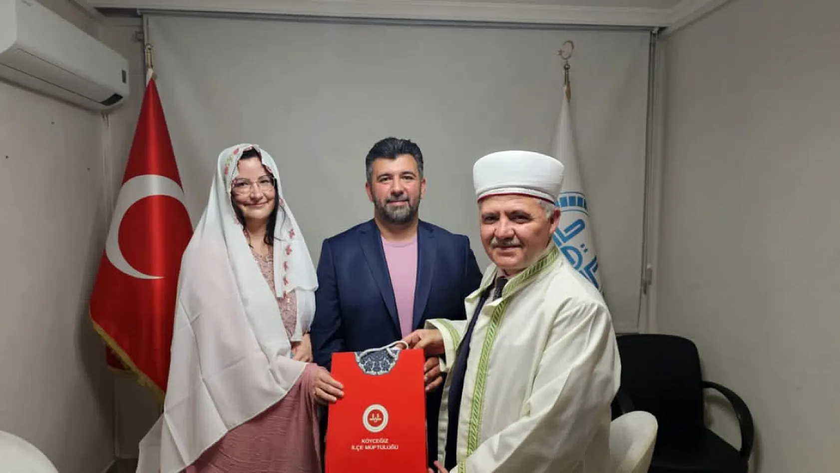 Almanya'dan Geldi, Muğla'da Müslüman Oldu!