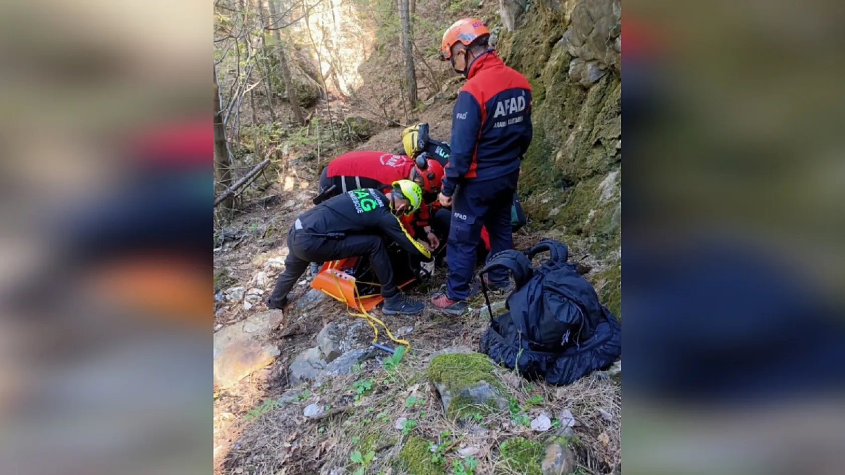 70 yaşındaki dağcının cansız bedeni helikopterle alındı