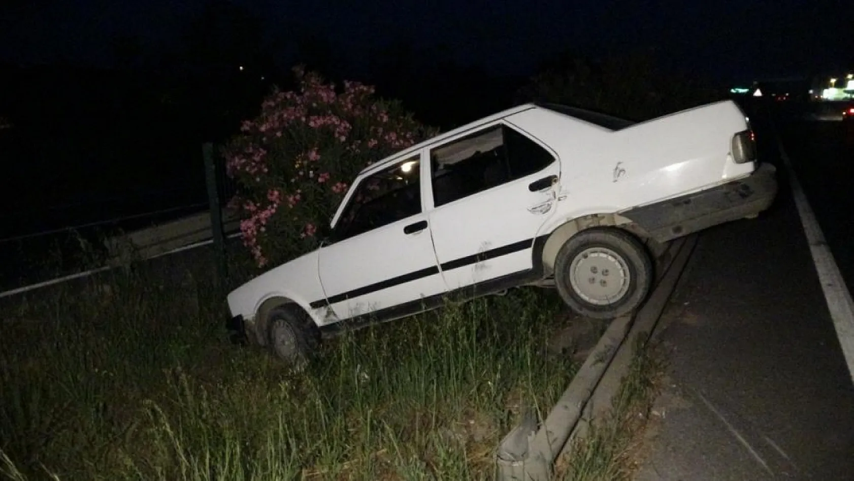 Facianın eşiğinden dönülen kazayı burunları bile kanamadan atlattılar