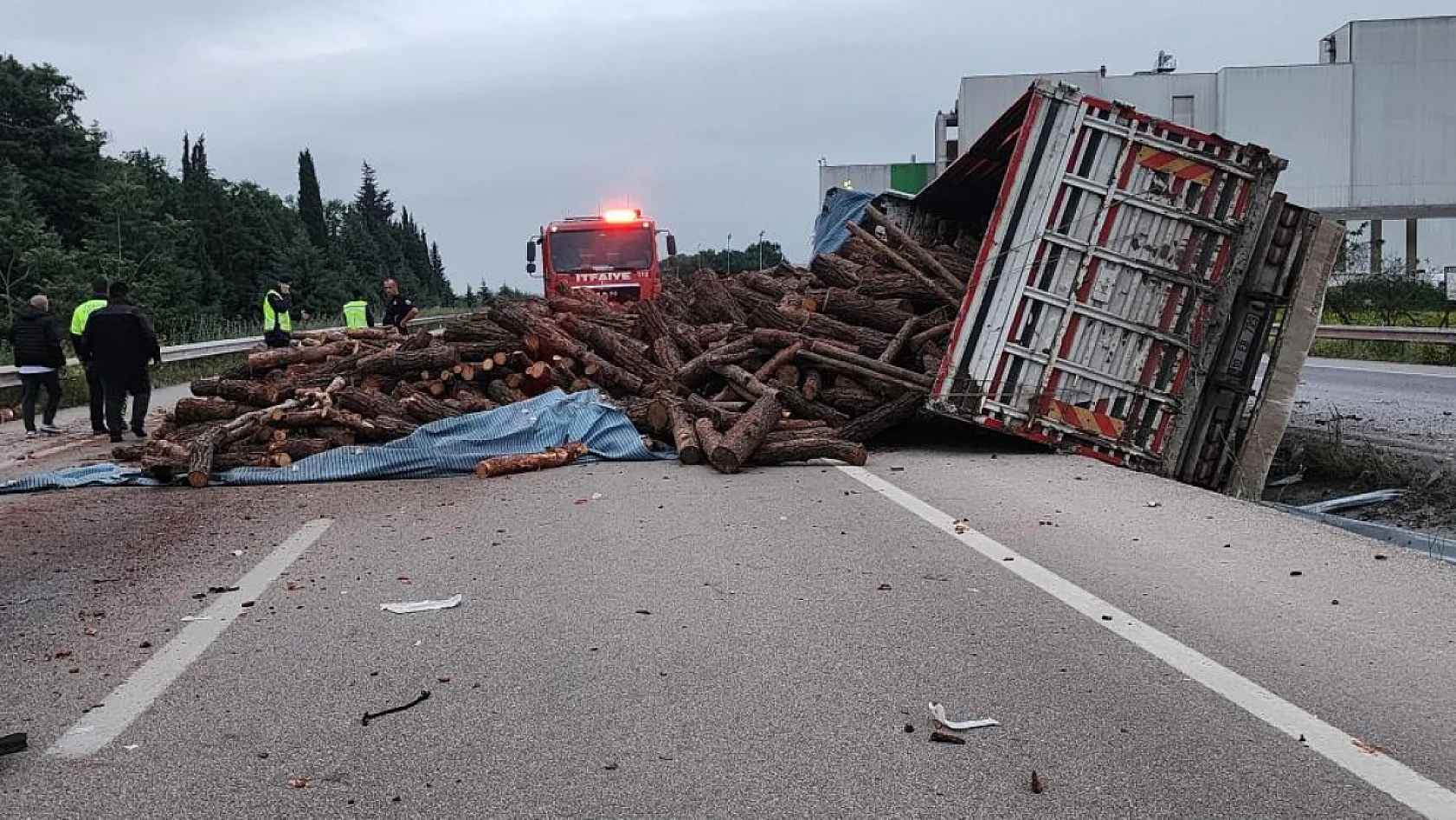 Feci trafik kazası: 3 yaralı