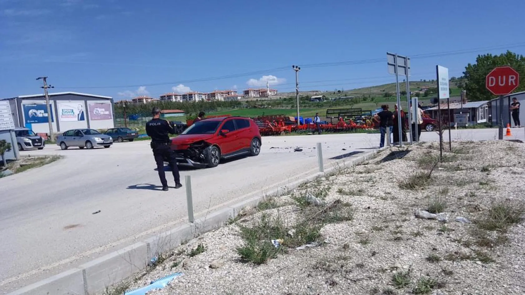 22 yaşındaki motosikletli genç hayatını kaybetti, otomobil sürücüsü sinir krizi geçirdi