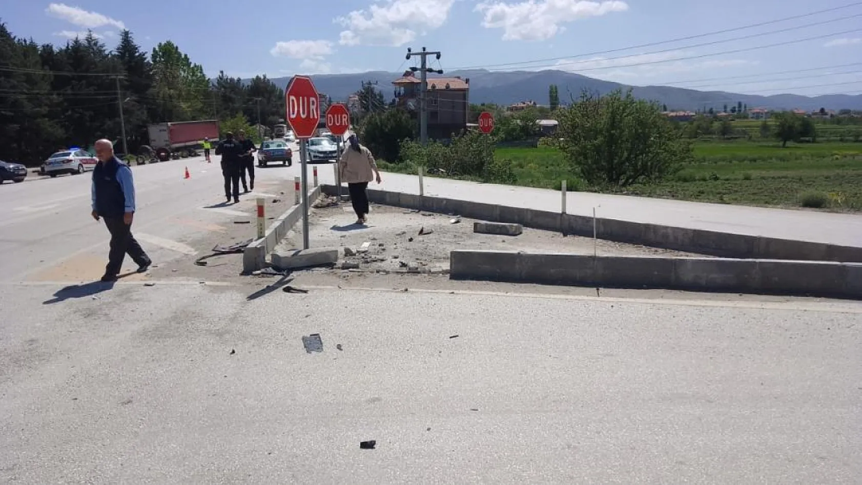 22 yaşındaki motosikletli genç hayatını kaybetti, otomobil sürücüsü sinir krizi geçirdi