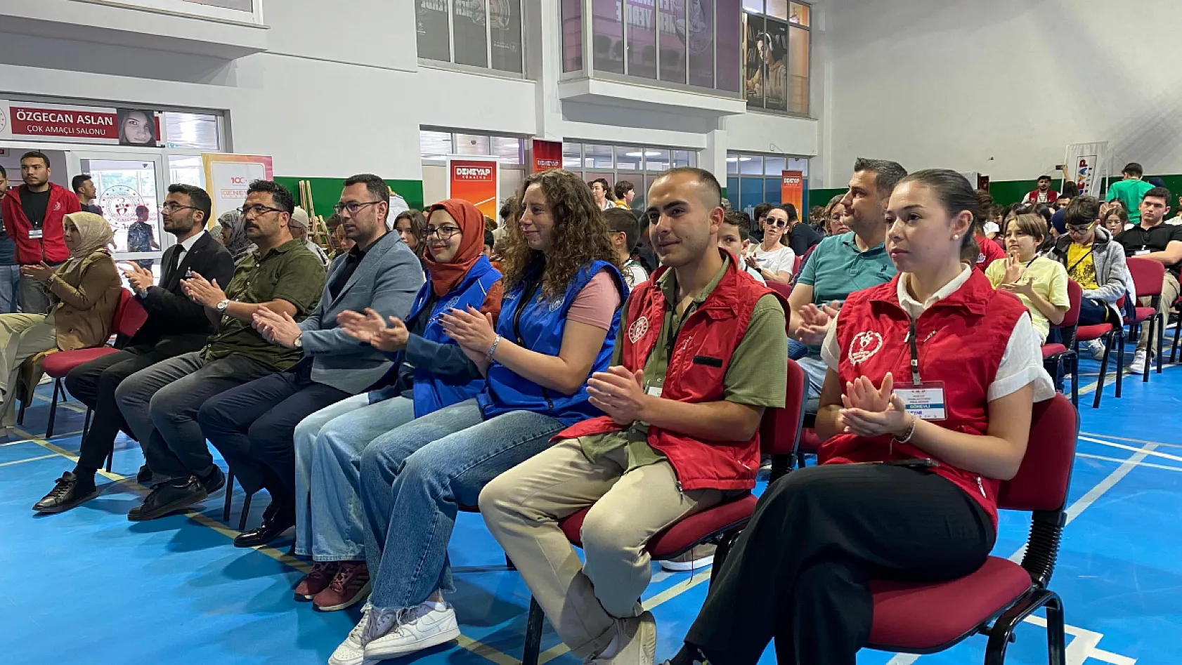 Deneyap teknoloji atölyelerinde gençler projelerini sergiledi
