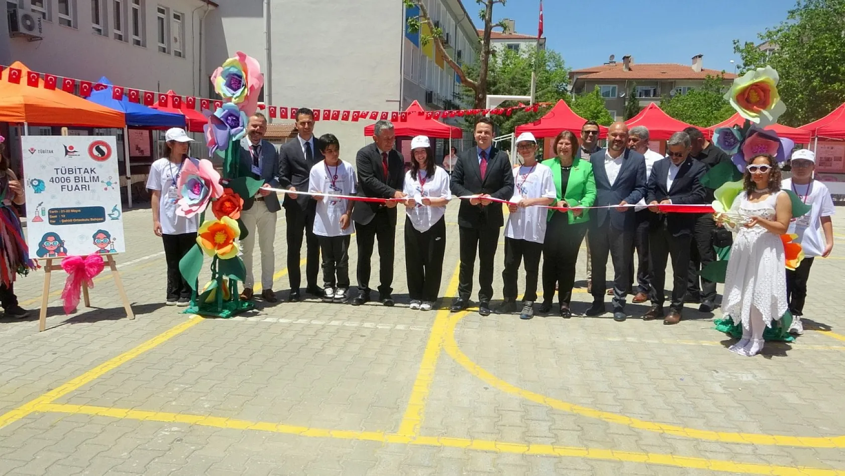 Muğla'da bilim fuarı açıldı