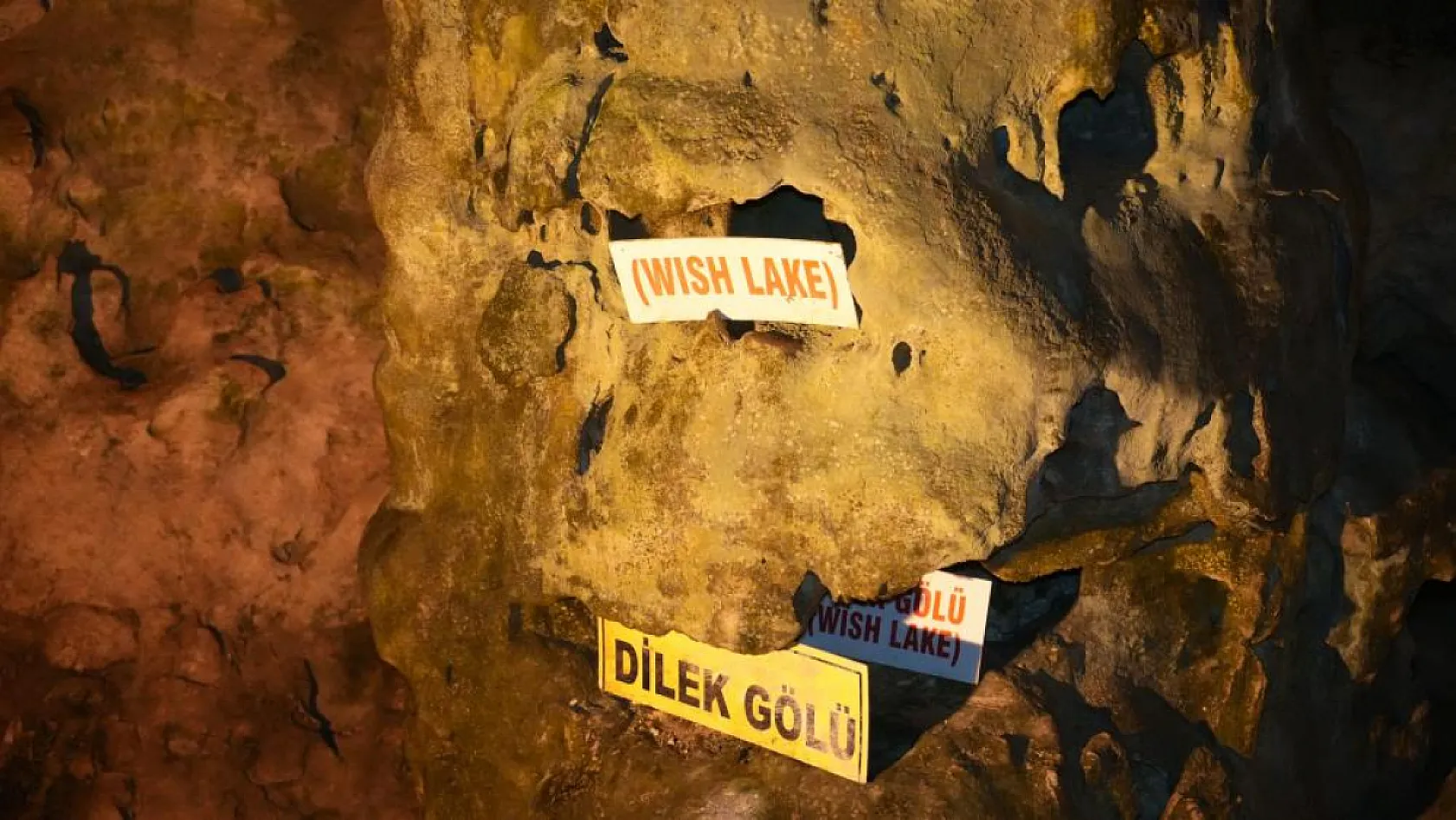 Türkiye'nin ilk turistik mağarası İnsuyu, kuruyan sularıyla fosil haline geldi