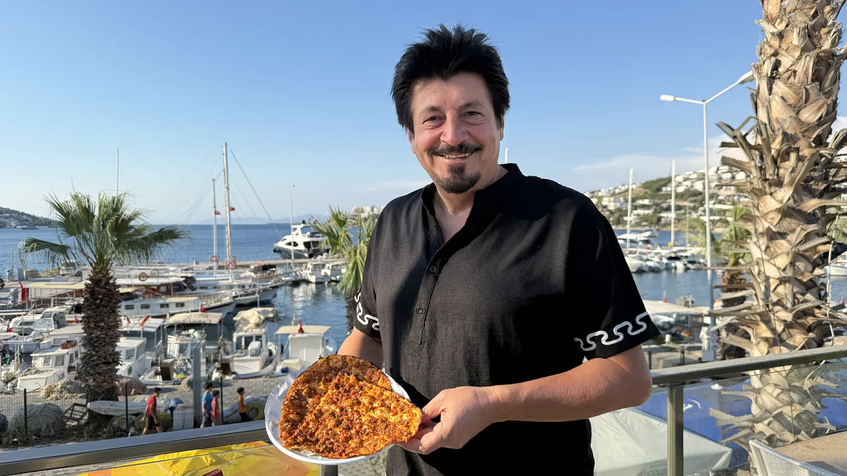 Bodrum'da 3 bin TL'lik lahmacun isyanı: 'Altın tozuyla mı yapıyorlar?'