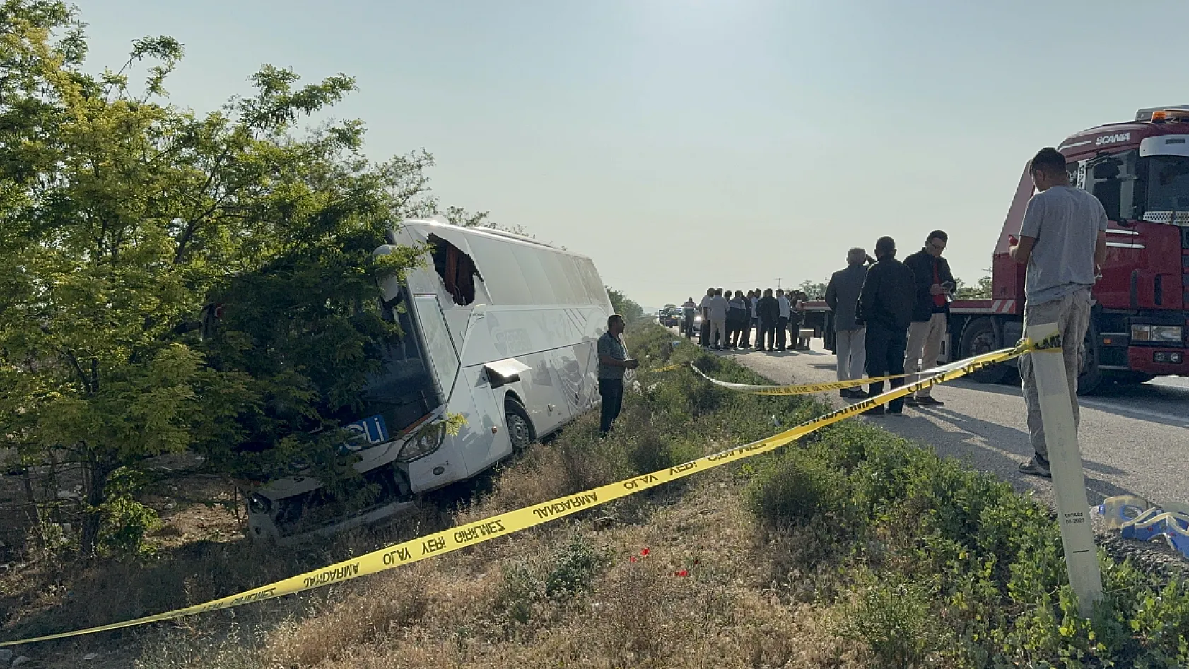 Konya'da yolcu otobüsü devrildi: 1 ölü, 23 yaralı