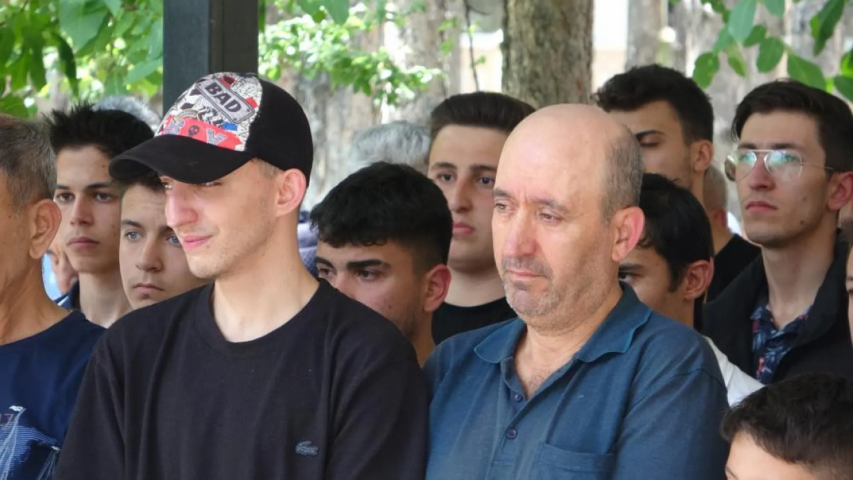 Antalya - Kemer Karayolu'nda 2 gencin hayatını kaybettiği motosiklet kazasından geriye yakınlarının gözyaşı kaldı