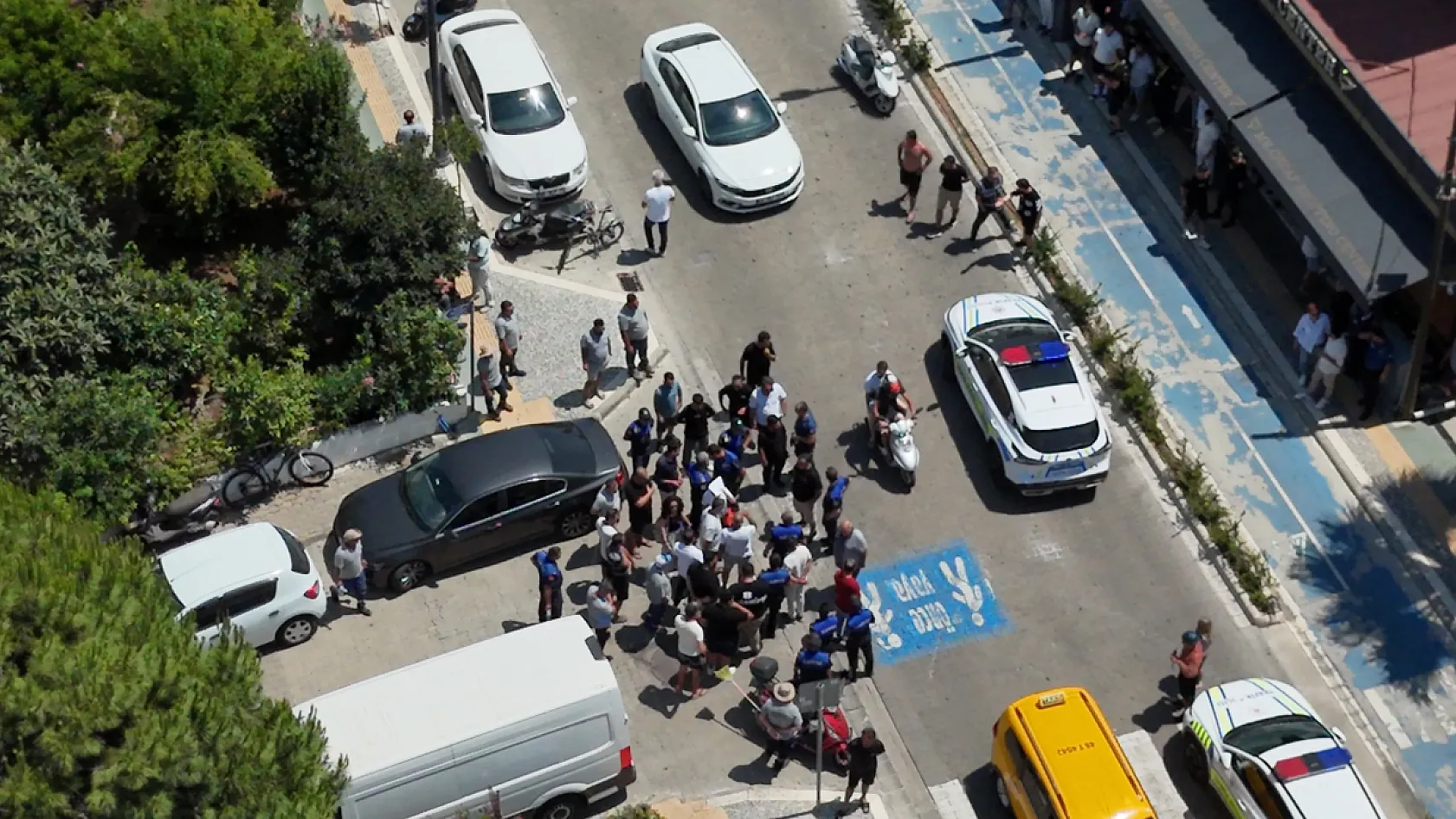 İçmeler'de yıkım gerginliği: 'Esnaf ve ekipler karşı karşıya geldi'