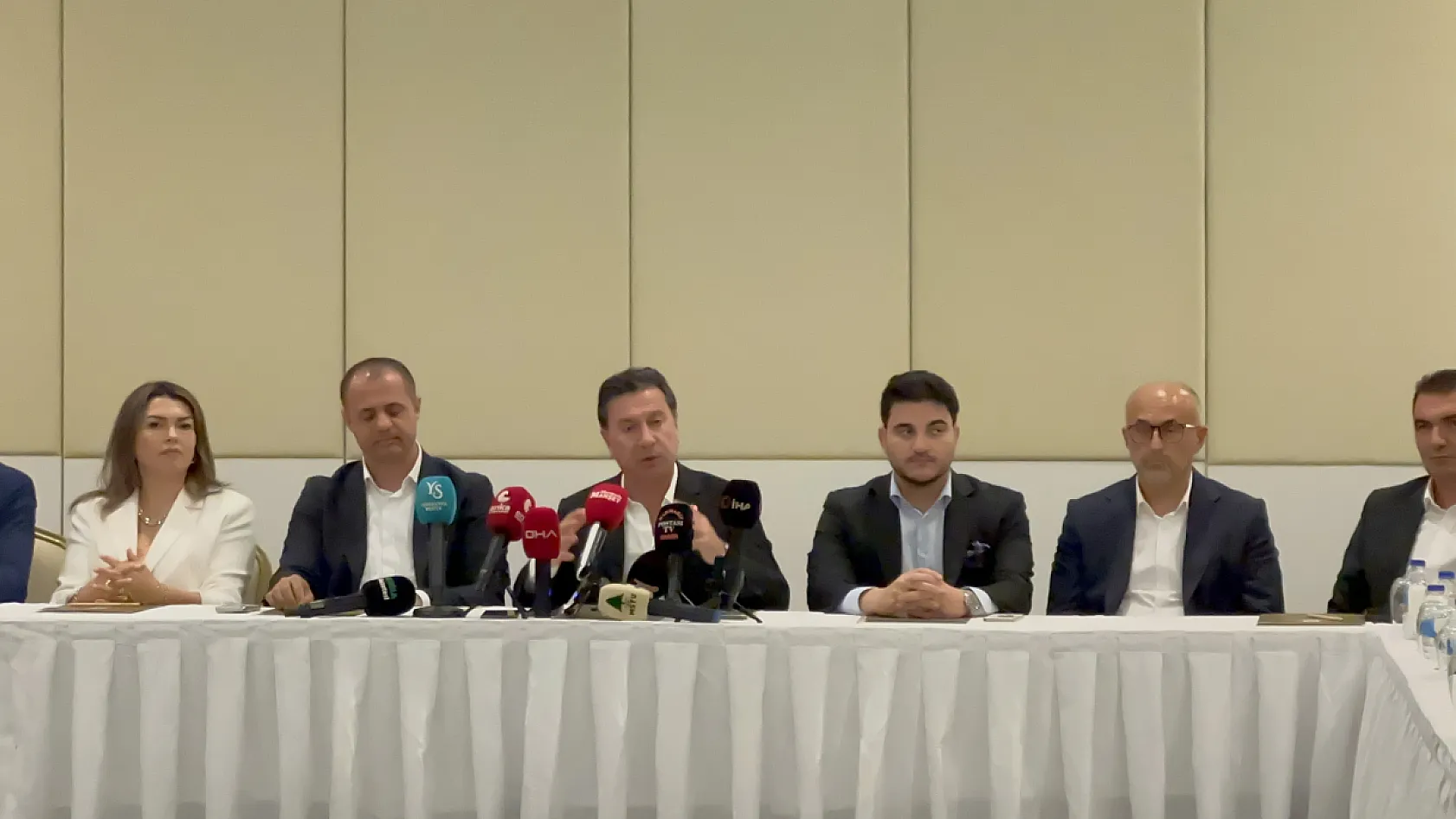 Muğlaspor ilk yönetim kurulu toplantısını Marmaris'te yaptı: 'Hedef önce birlik, sonra 1.lig'
