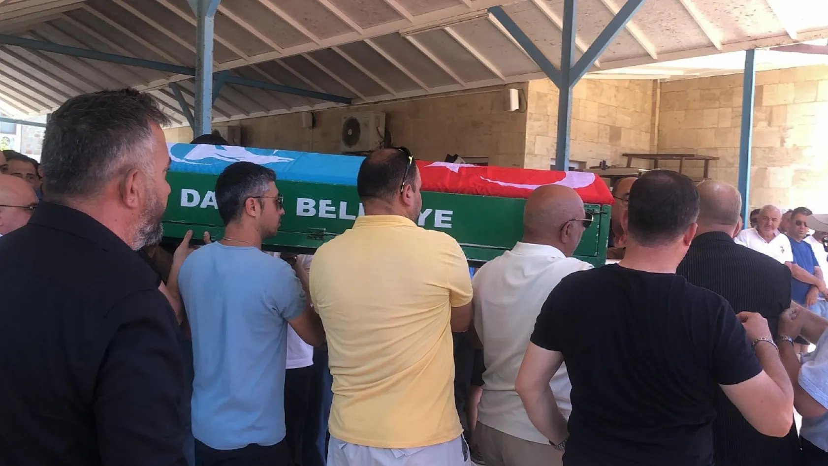 Datça Ülkü Ocakları Başkanı Eren, son yolculuğuna uğurlandı