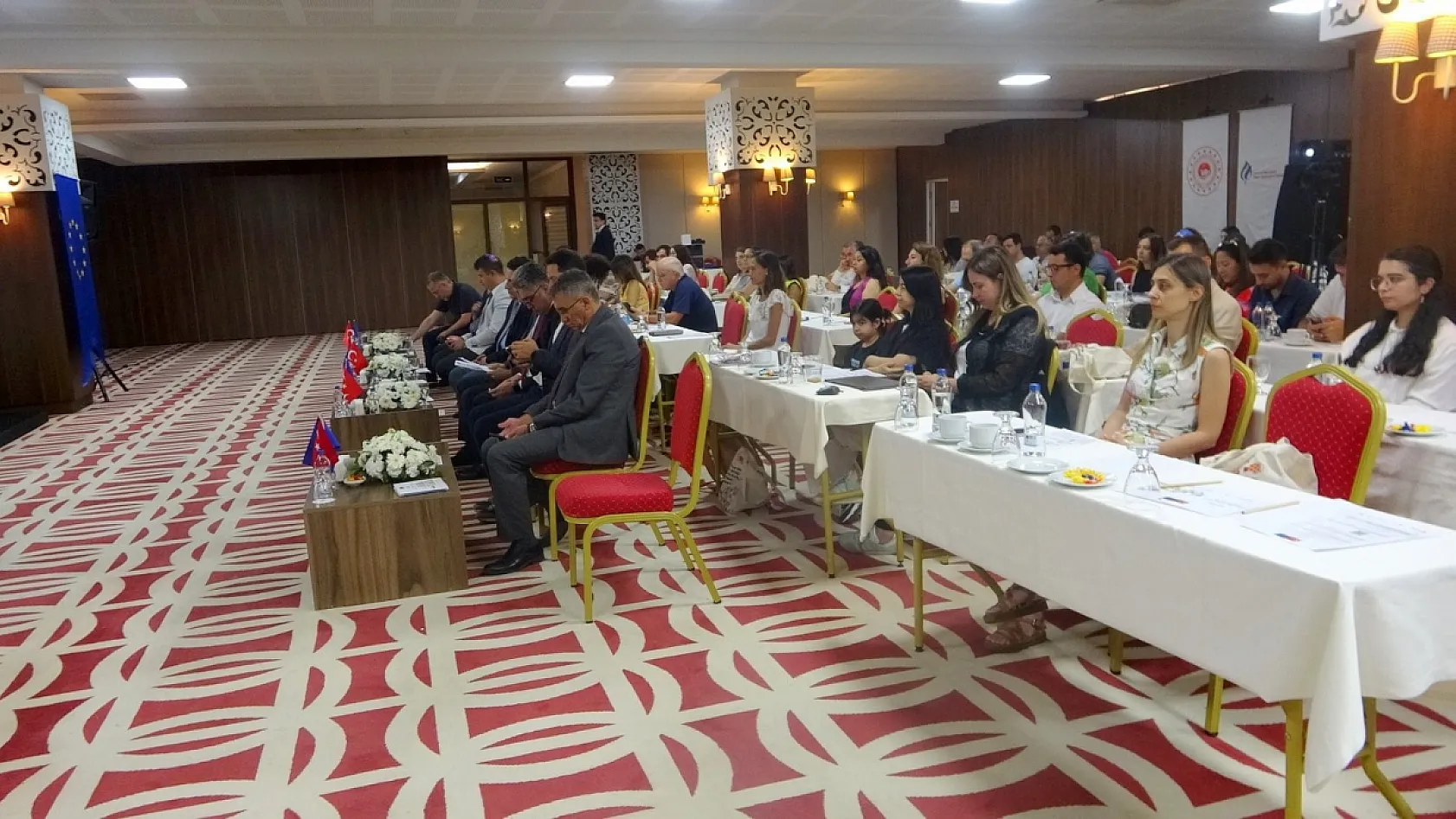 Muğla'da 'Yerel iklim değişikliğine uyum stratejileri ve eylem planları' çalıştayı başladı