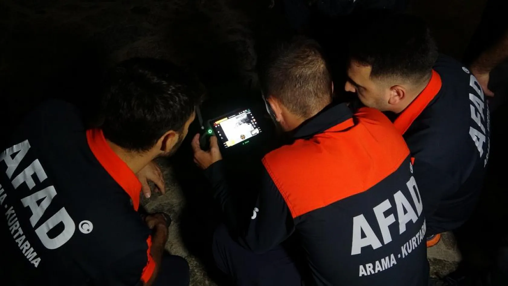 'Şelaleden denize birisi düştü' ihbarı ekipleri alarma geçirdi