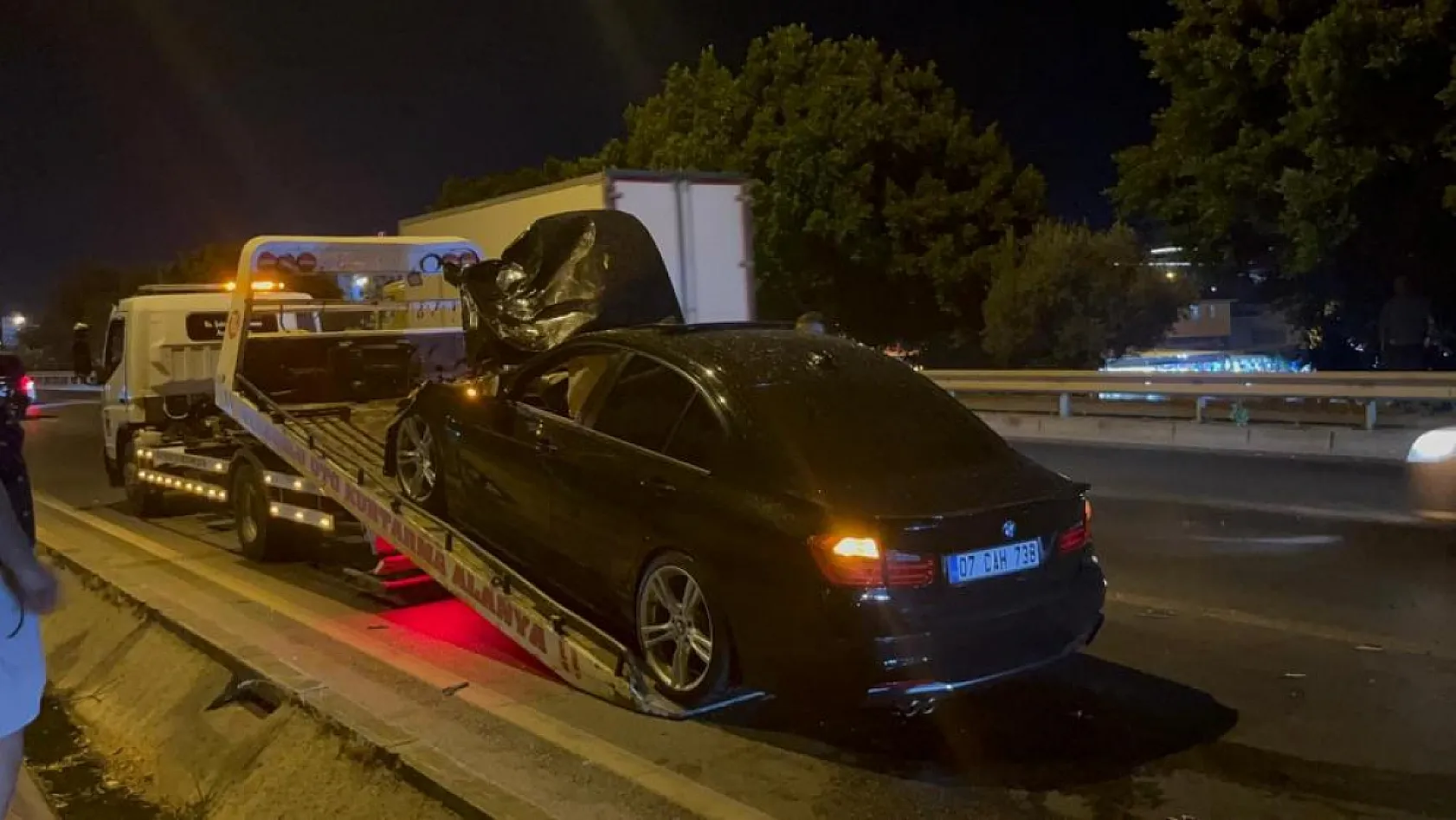 Yaya geçidinden geçerken otomobilin çaptığı Litvanya uyruklu kadın hayatını kaybetti