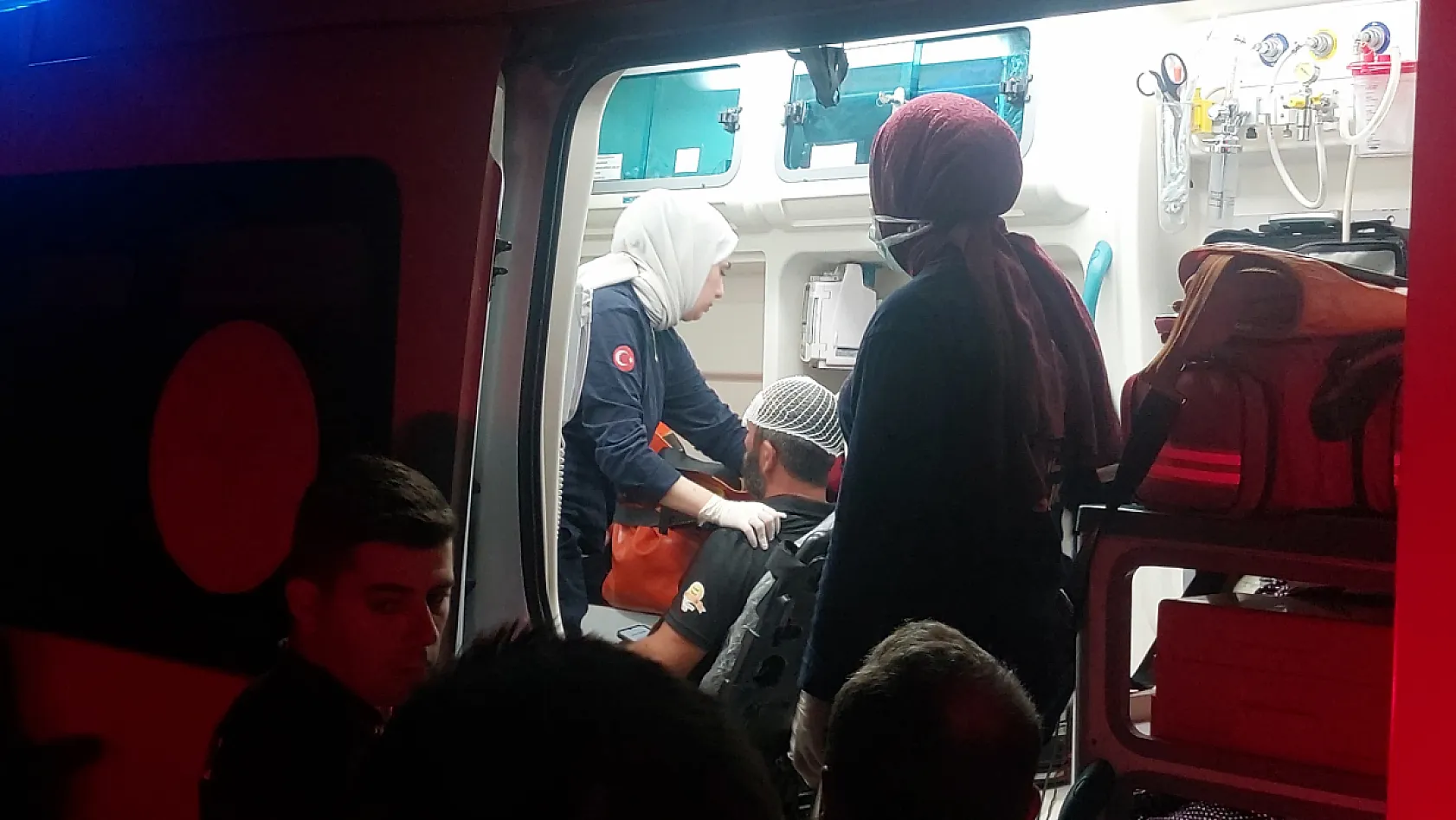 Otomobil ile motosiklet çarpıştı: 1 ölü, 1 yaralı