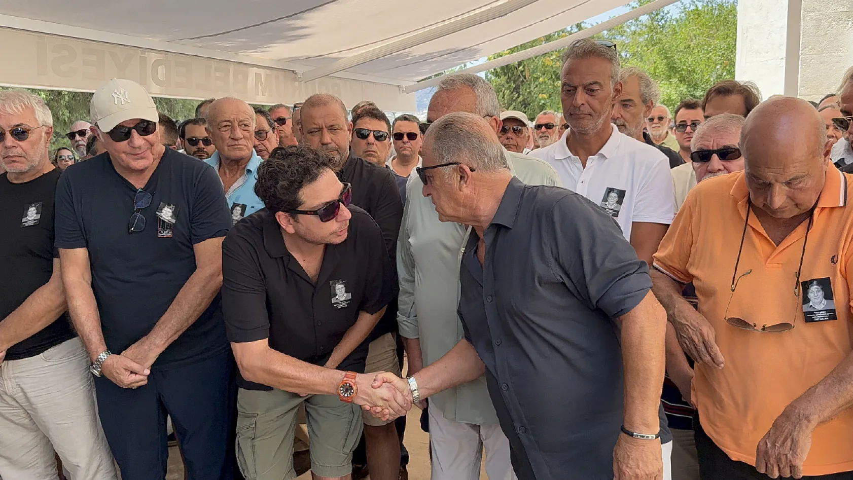 Spor basınının duayeni Ümit Aktan, Bodrum'da son yolculuğuna uğurlandı