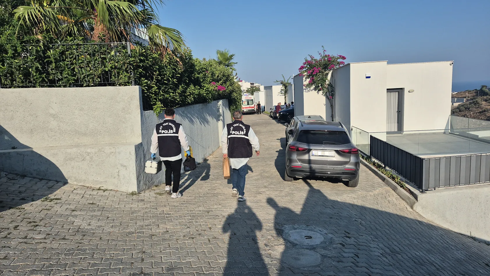 Bodrum'da genç çift evde başlarından vurulmuş halde ölü bulundu