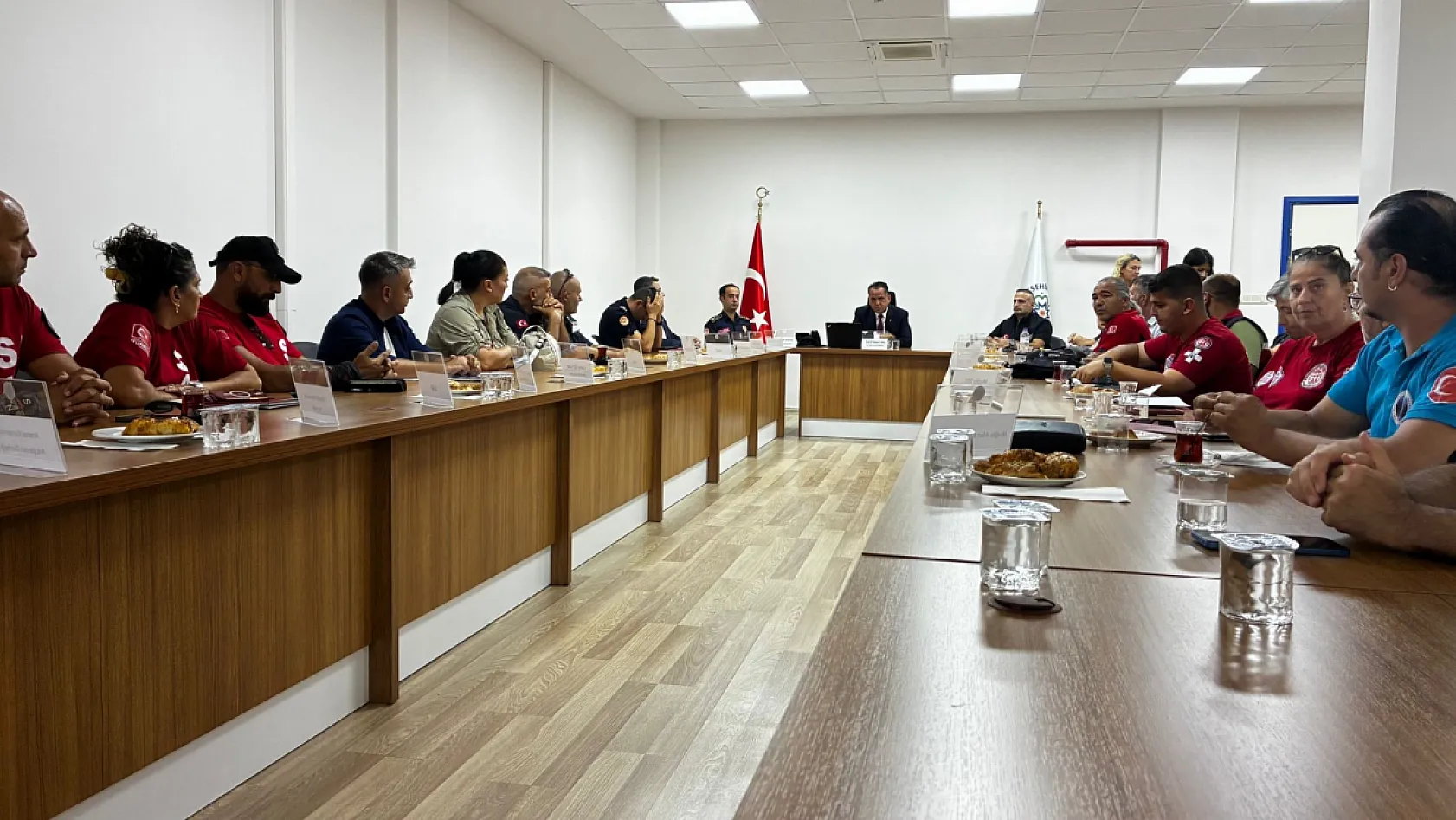 Muğla'da Enkaz Eğitim Alanı ve Köpek Eğitim Merkezi için toplantı düzenlendi