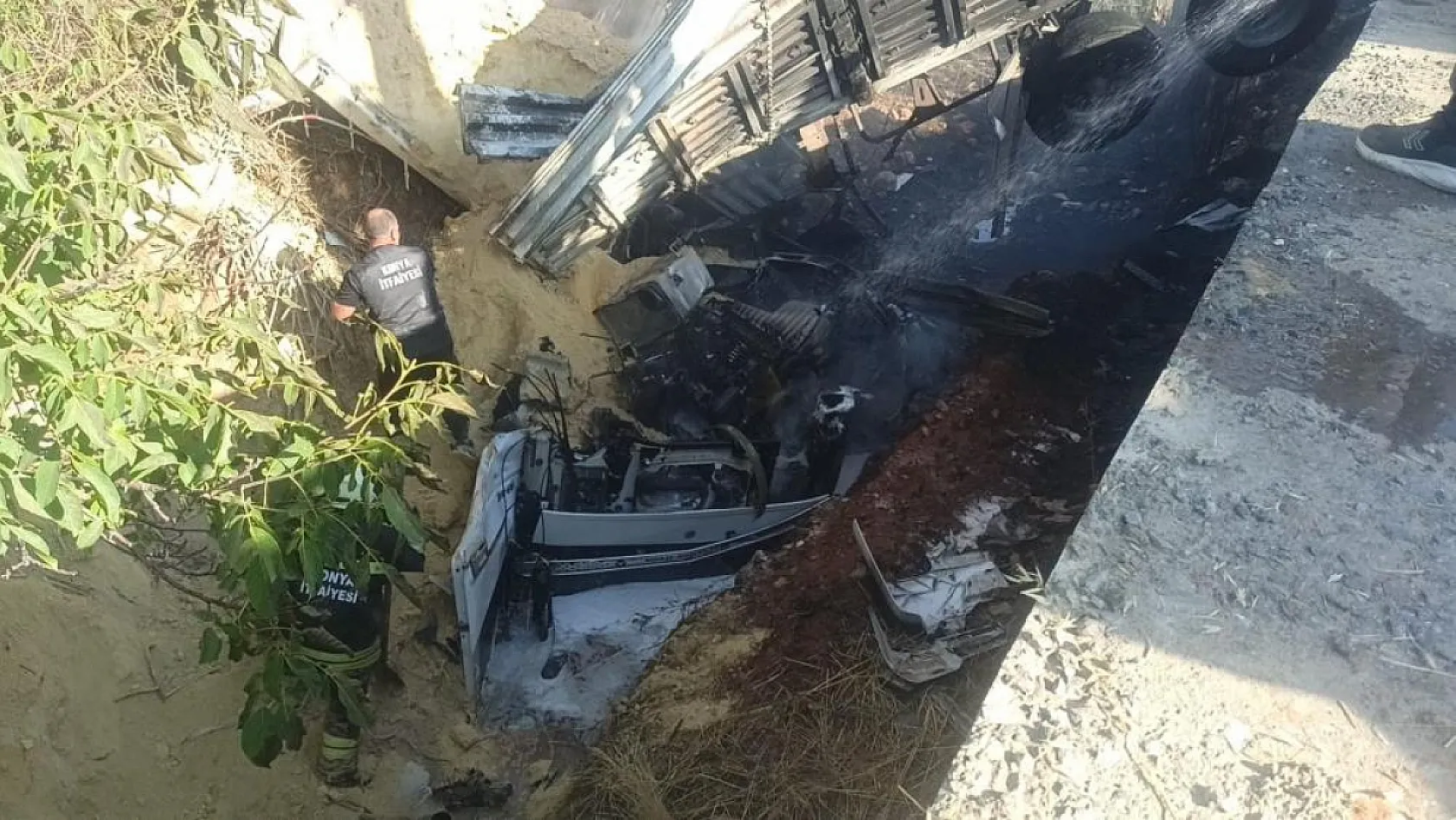Feci Trafik Kazası: 3 Kişi Hayatını Kaybetti