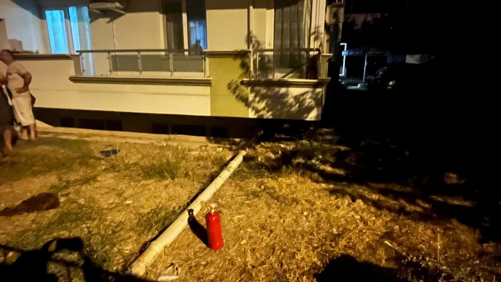 Menteşe Belediye Başkanı Aras'ın ailesinin evine molotoflu saldırı