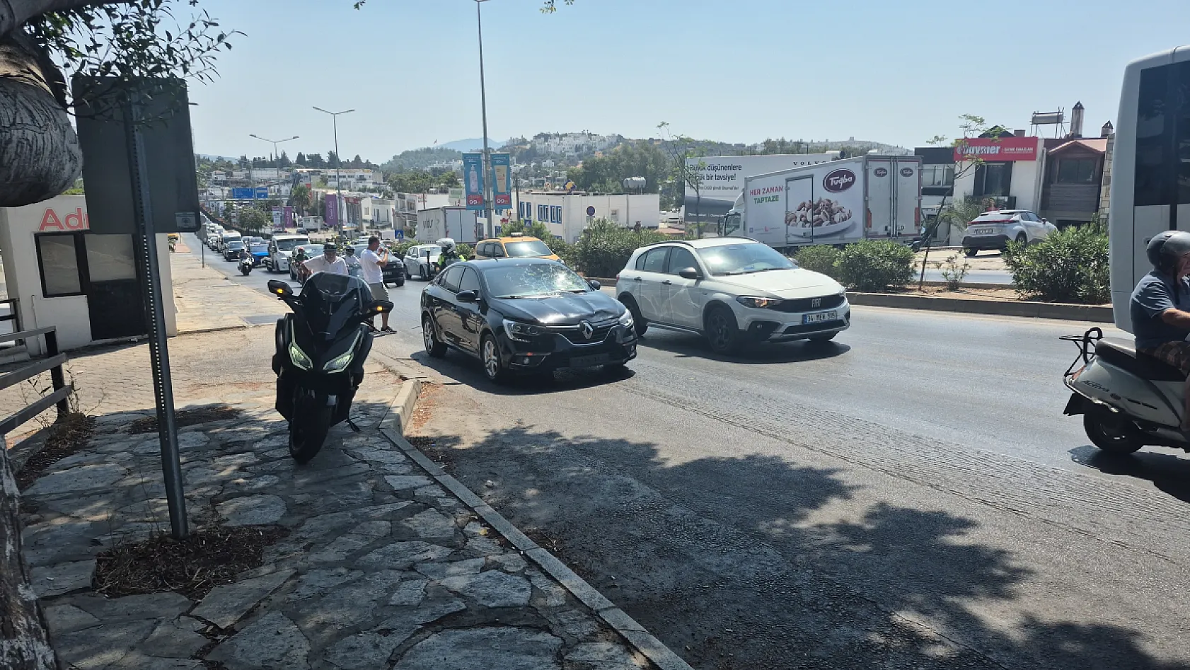 Muğla'da otomobilin çarptığı yaya kurtarılamadı