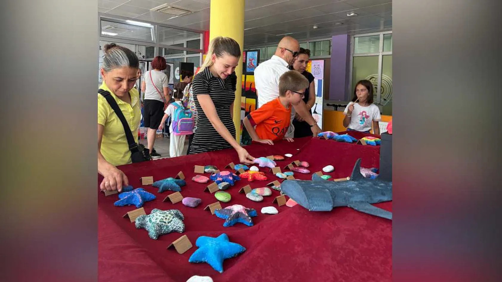 Muğla'da Minik Sanatçılardan Renkli Sergi