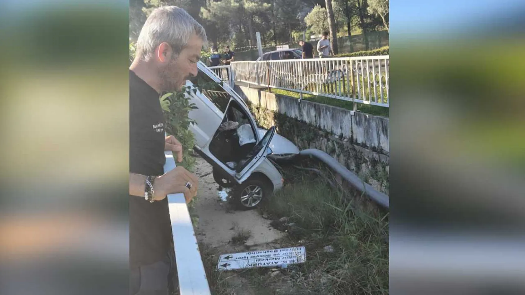 Menteşe'de Araç Takla Atarak Dereye Düştü