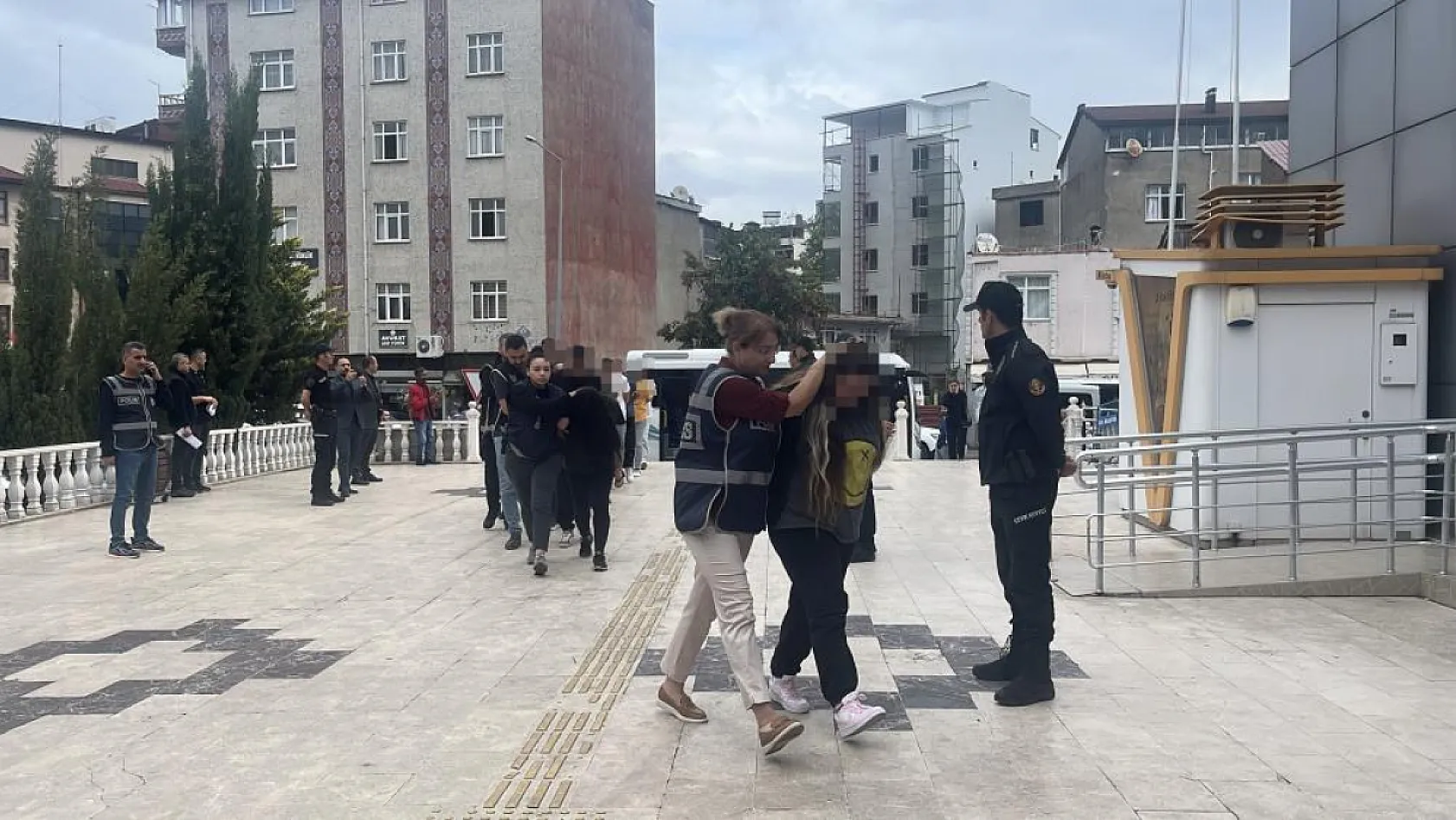 Muğla Dahil 10 İlde Nitelikli Dolandırıcılık ve Yasa Dışı Bahis Operasyonu
