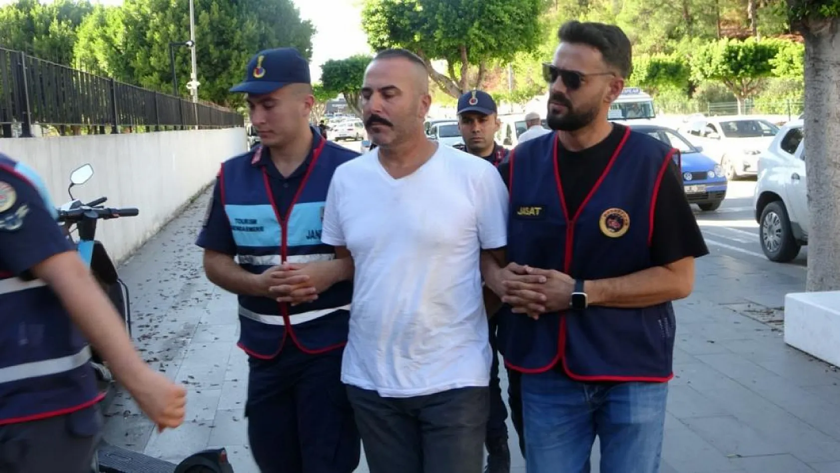 Çöp kamyonunda mesai arkadaşını öldüren cinayet zanlısı: 'Çok hızlı sürüyordu, konuşmalarına dikkat etmiyordu'