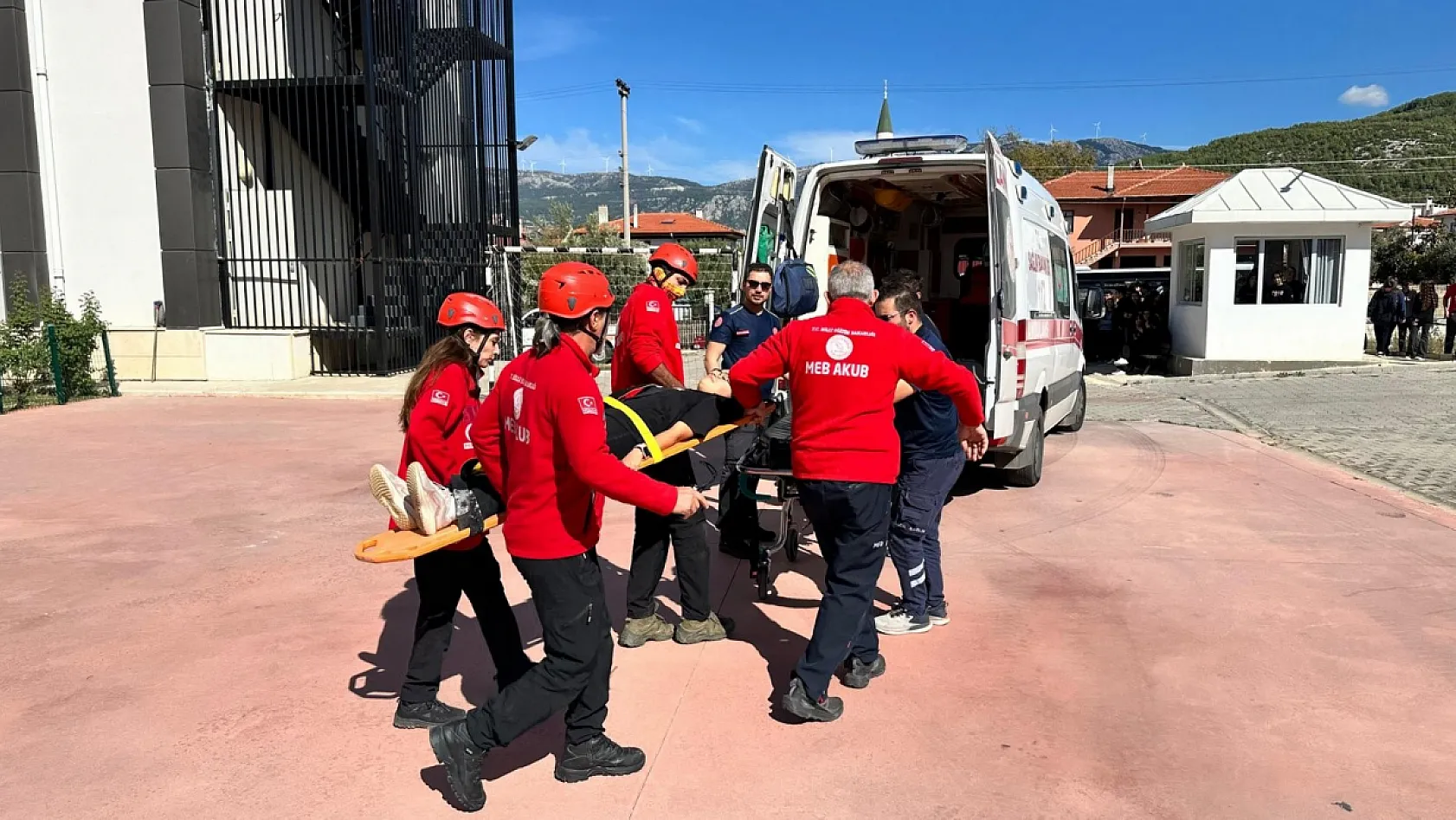 Menteşe'de deprem tatbikatı