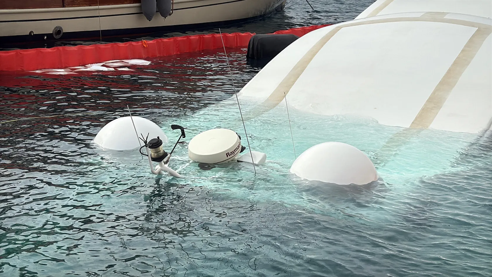 Bodrum'da 40 milyon TL'lik yat sulara gömüldü