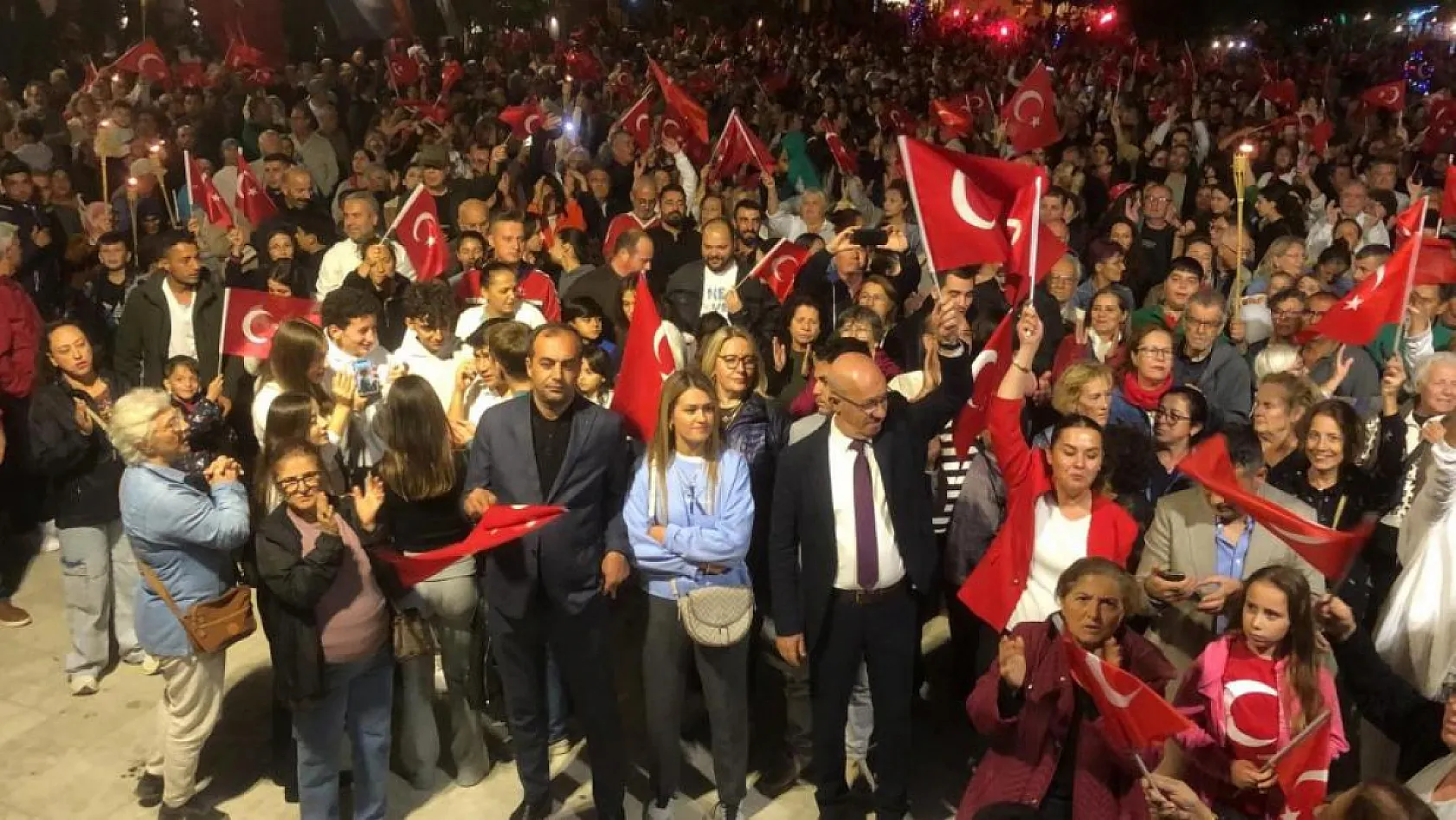 Datça'da Cumhuriyet Bayramı büyük coşkuyla kutlandı