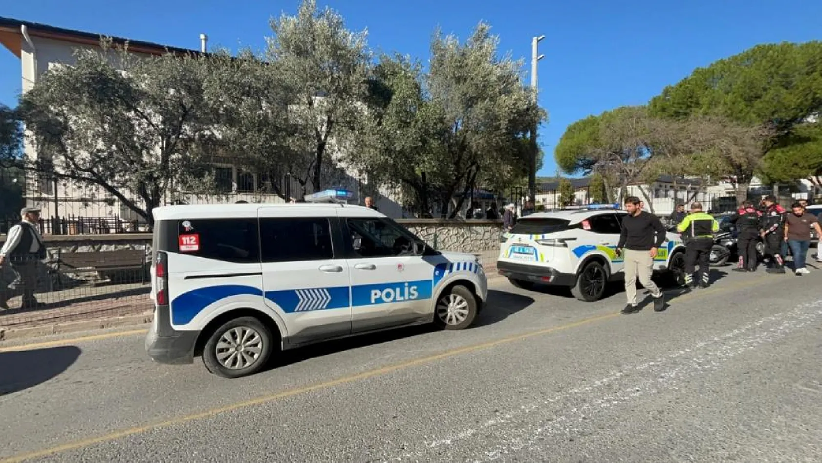 Menteşe'de silahlı ve bıçaklı kavga