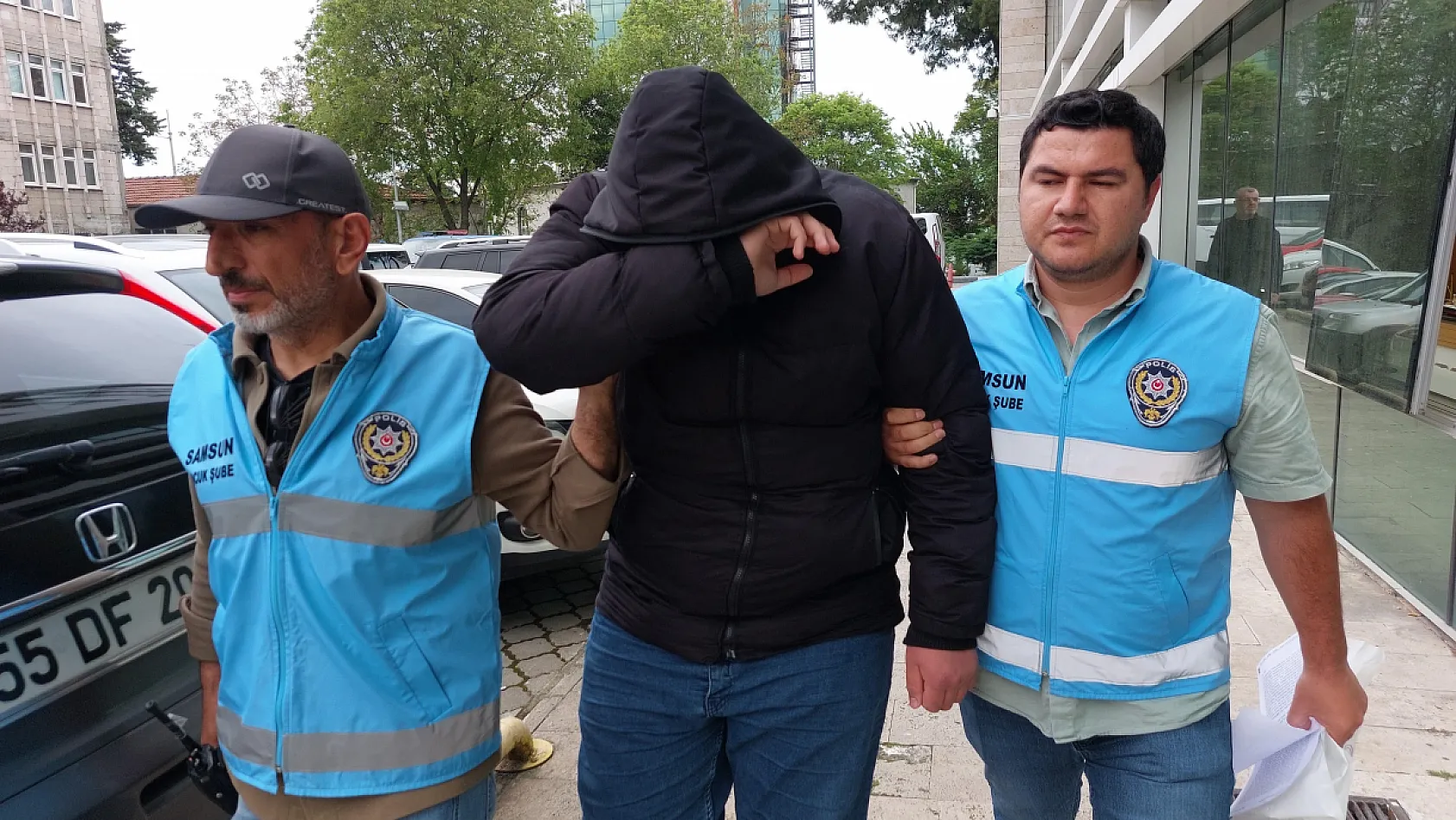 Evlilik Tartışması Kanlı Bitti: Baba ve Oğul Yargılanıyor