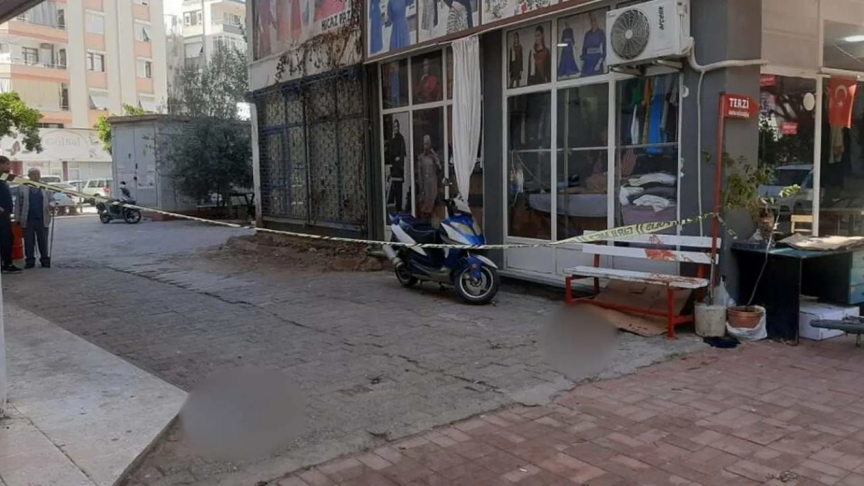 Gençlerin kavgası kanlı bitti: Bıçaklayıp, hiçbir şey olmamış gibi uzaklaştı