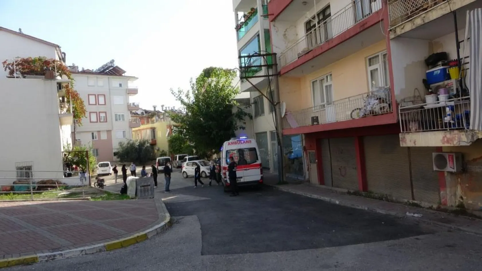 Mahalleyi koku sarınca öldüğü ortaya çıktı