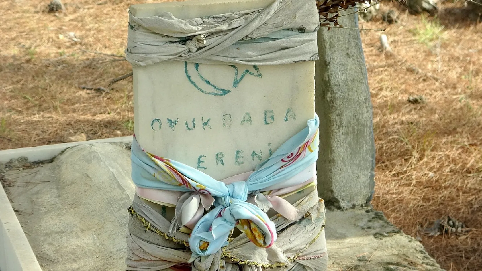 Muğla'da 300 yıllık türbe kaçak kazıyla delik deşik edildi