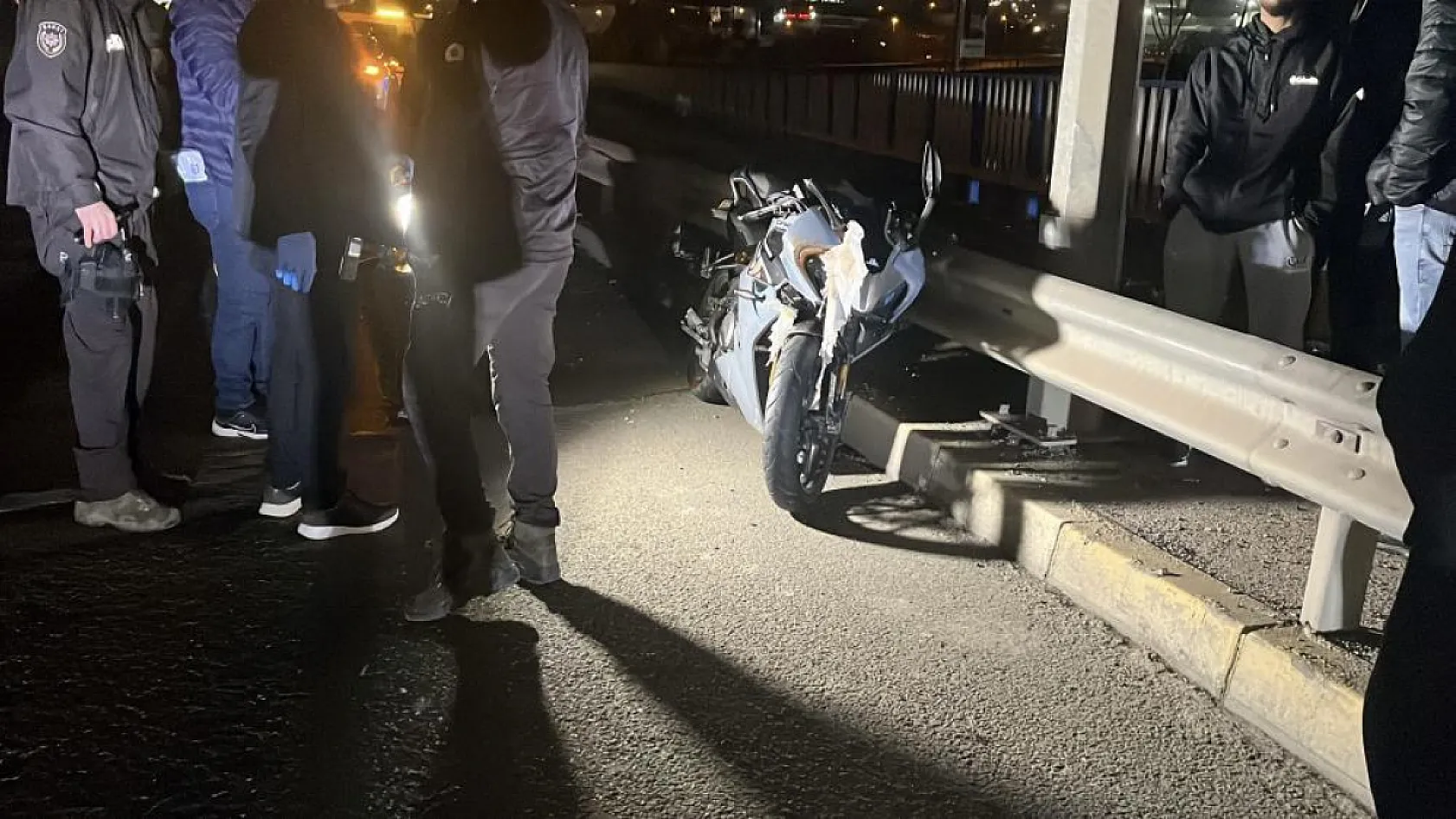 Feci Trafik Kazası: Tır ve Motosiklet Sürücüsü Hayatını Kaybetti