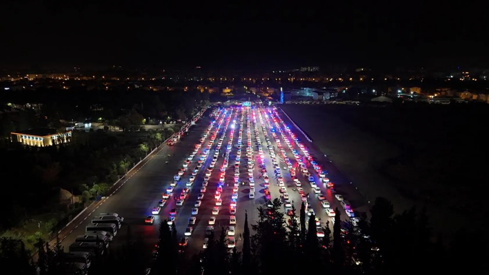Muğla'nın da Aralarında Olduğu 17 İlde Narkotik Operasyonu: 455 Kişi Tutuklandı