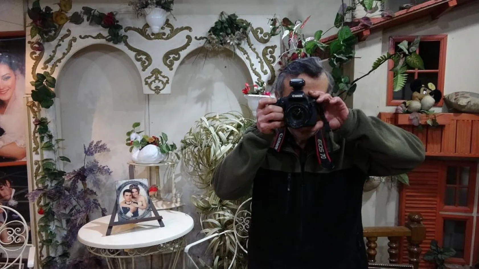 4. kuşak fotoğrafçı Mahmut Kanık 54 yıldır deklanşöre basıyor
