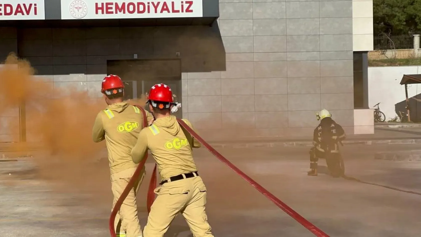 Marmaris Devlet Hastanesi'nde gerçeğini aratmayan tatbikat