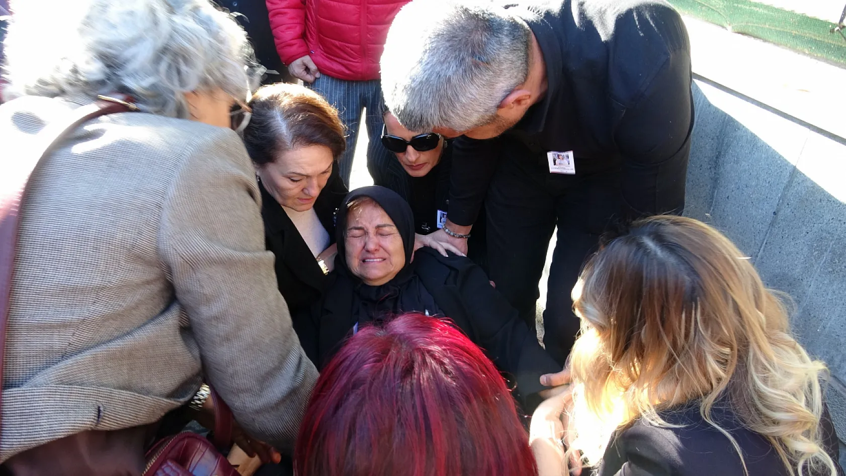 9 kurşunlu kadın cinayetinde iyi hal indirimi anneyi gözyaşlarına boğdu