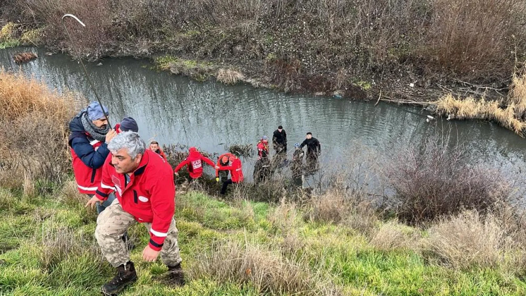 Günlerdir aranan kayıp öğretmenin cesedi bulundu