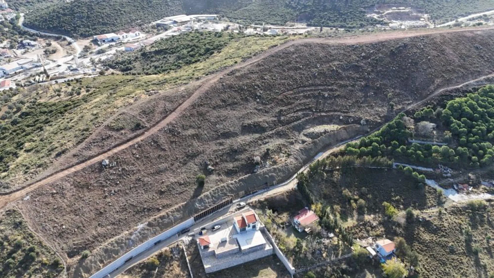 Muğla Büyükşehir'den mezarlıklarda düzenleme