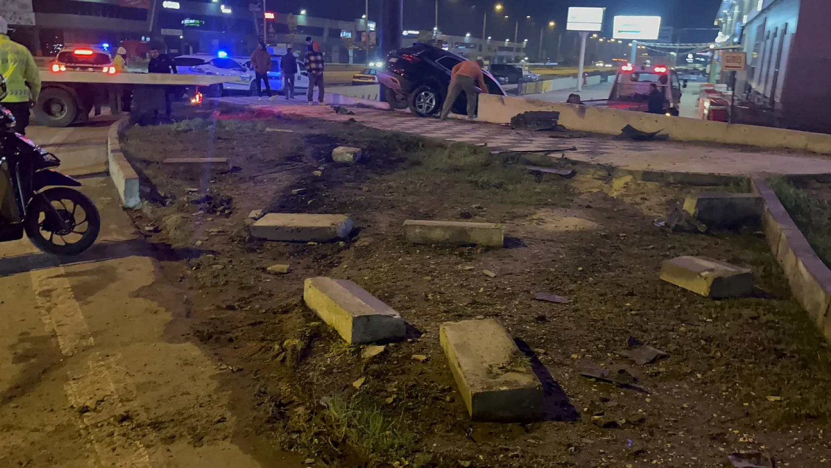 Kaza yapan alkollü sürücünün 'Trakyalıyım ben be ya, hiçbir şeyim yok' diyerek polise sarılmak istemesi gülümsetti