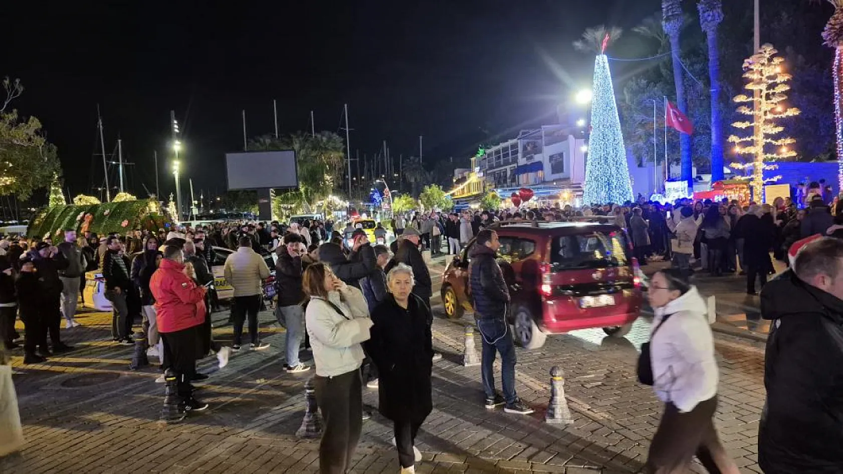 Bodrum'da polis ekiplerinden sıkı denetim