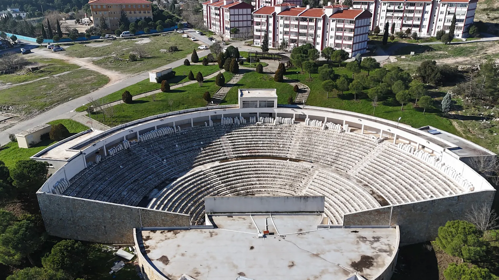 Muğla'da Şadan Gökovalı Açık Hava Tiyatrosu çağdaş bir yapıya kavuşuyor